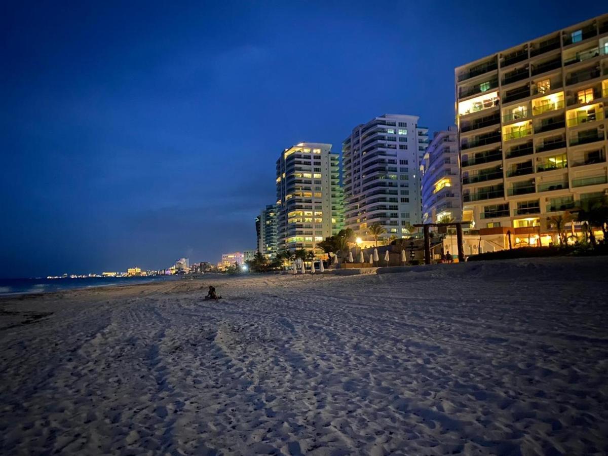 Studio Oceanfront Prime Location Cancún Eksteriør billede